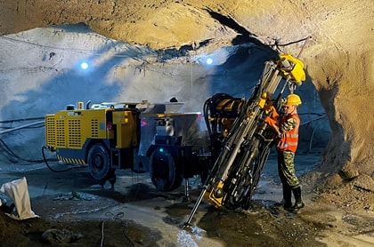 Гидравлическая буровая установка HT72-B