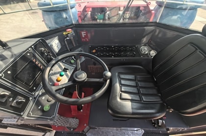 Гидравлическая буровая установка с двумя стрелами, HT81/2